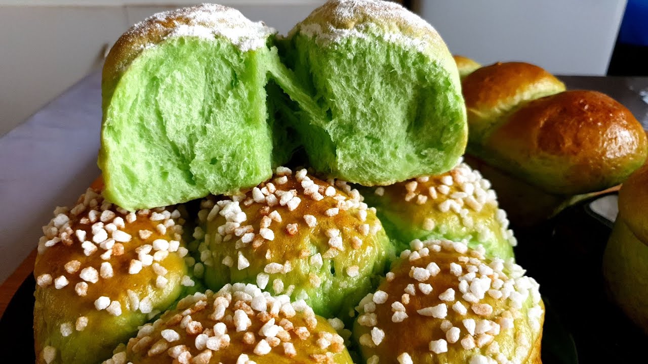 BRIOCHE au PANDAN COCO PANDAN COCONUT MILK BREAD Recipe 