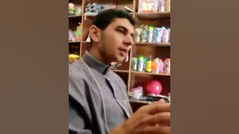 شاب من أهالي غزة يست.شهد بالآيات 23 و 24 و 25 و 26 و 27 من سورة الأحزاب و يسقطها على أحداث