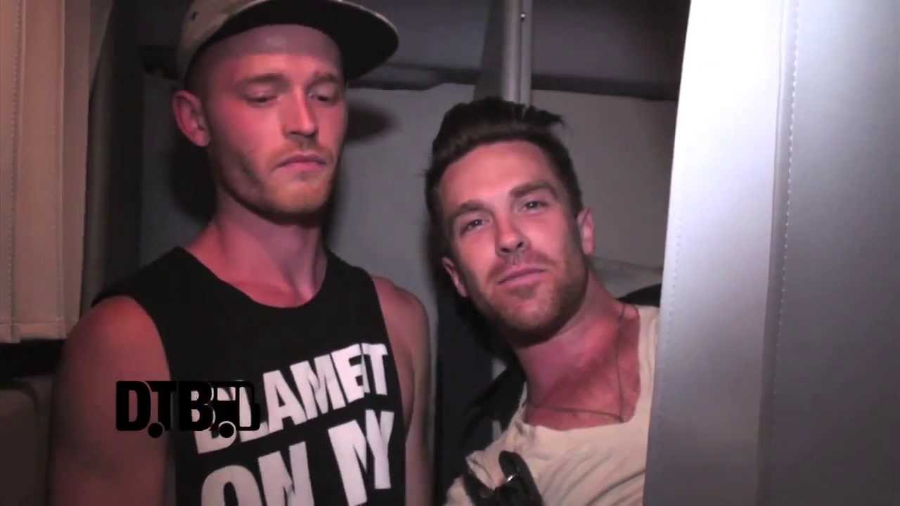 Open Air Stereo - BUS INVADERS Ep. 468