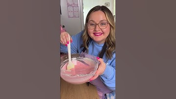 The solution is simple if you’d like a thinner ganache layer- give your cake a generous crumb coat!