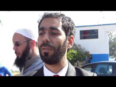 الصحافي والحقوقي مصطفى الحسناوي بعد خروجه من السجن