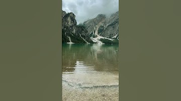 Into the Dream State | Floating Binaural Beats for Deep Meditation