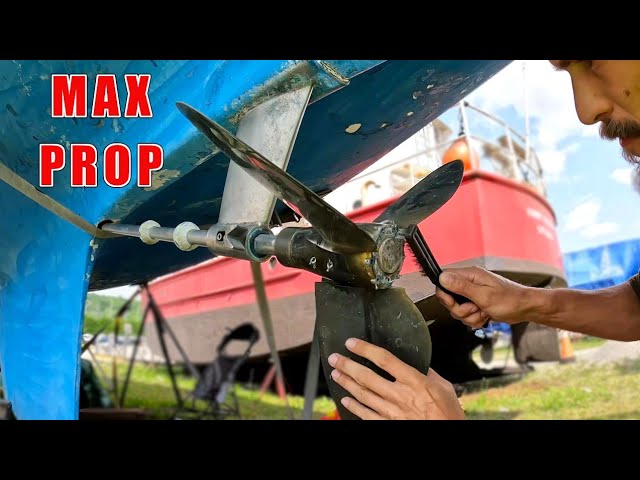 Max-Prop : Grease & Zinc Feathering Propeller