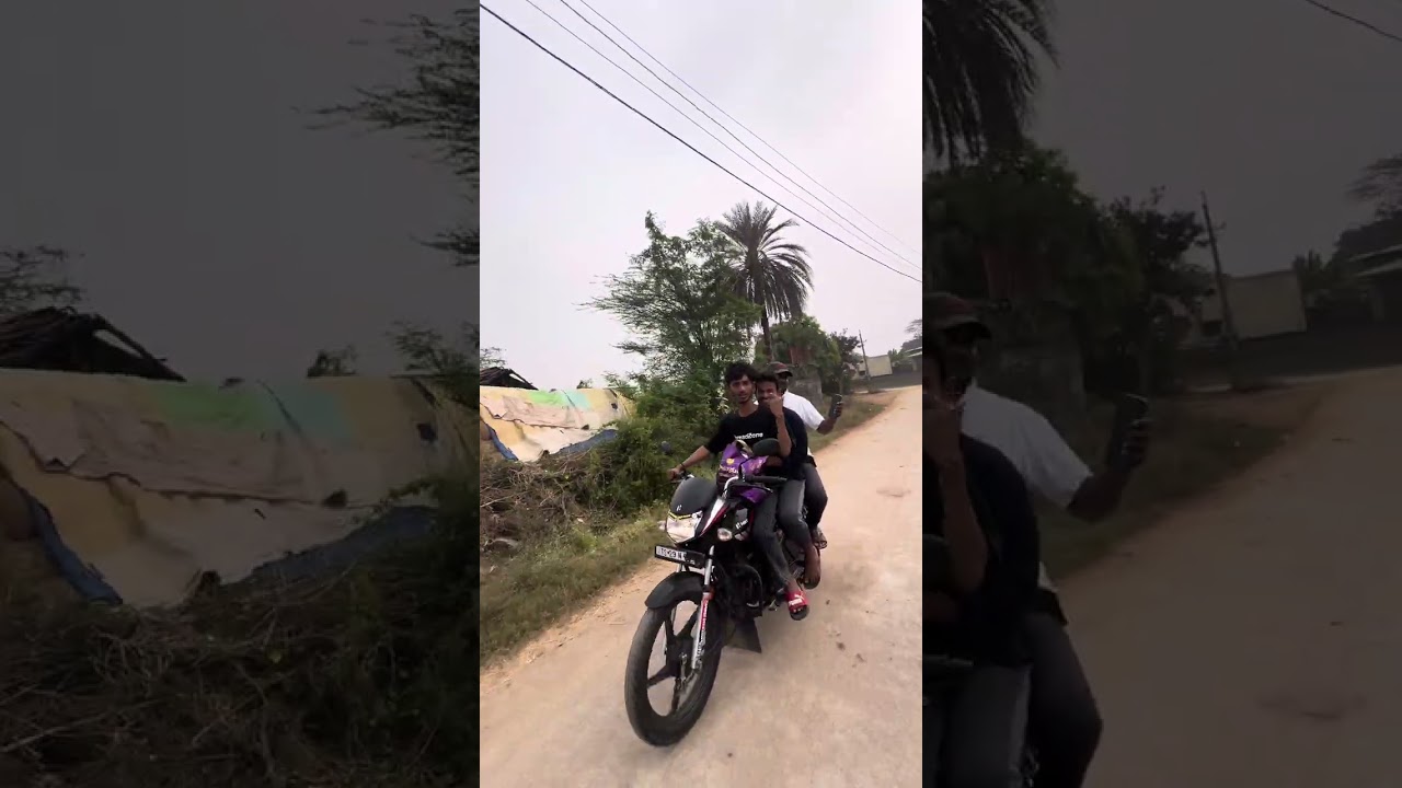 నూతన సంవత్సరం సందర్బంగా mmf మేము సైతం ఆధ్వర్యంలో మేము సైతం కుటుంబ సభ్యులకు స్వీట్ పంపిణి 🤝