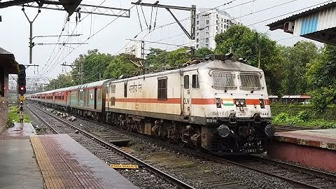 FIRST LHB RUN ! Pragati Superfast Express commencing Service with a New Look