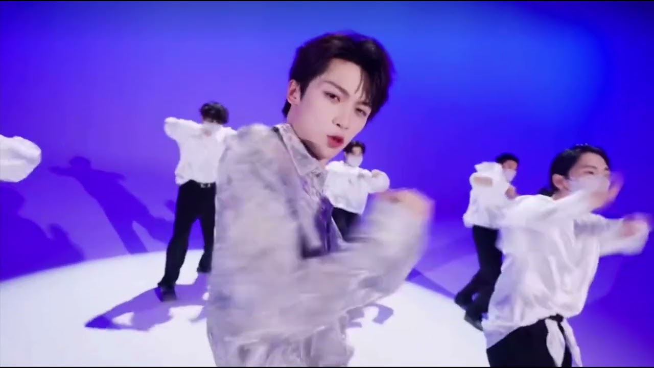 ZIYU 梓渝 《Too Deep》 Performace Video