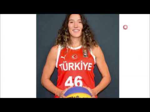Milli basketbolcu Nilay Aydoğan, Turgutlu'daki maçta anıldı