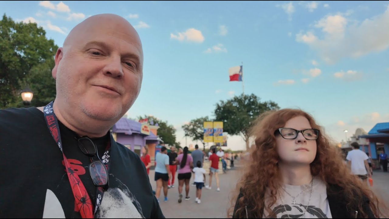 Daddy daughter night at Fright Fest at SFOT