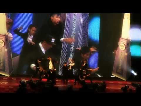狄易達 - 明日之謎 @ 新城勁爆頒奬禮2011 (新城勁爆跳唱歌手)