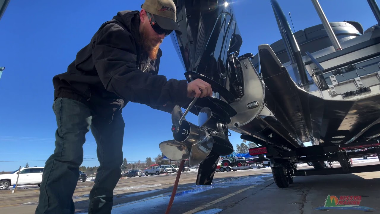 Unveiling the 2021 Premier 270 S-Series PTX Tritoon with Mercury 300 XL DTS Twin Engines