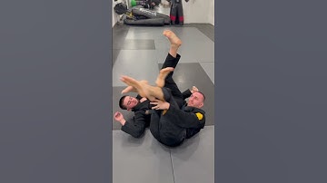 #delariva #sweep #berimbolo #backtake #tap #viralvideo #bjj #motivation