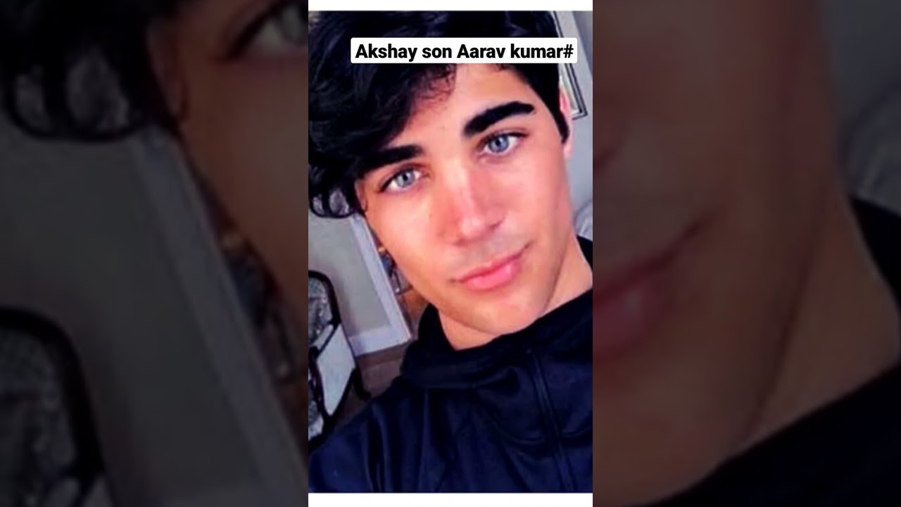 Akshay kumar with son Aarav kumar