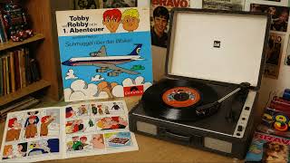 Horst STARK in: Schmuggel über den Wolken. Jugendkrimi mit Tobby und Robby (Ferenczy 1965) Horst STARK in: Schmuggel über den Wolken. Jugendkrimi mit Tobby und Robby (Ferenczy 1965)