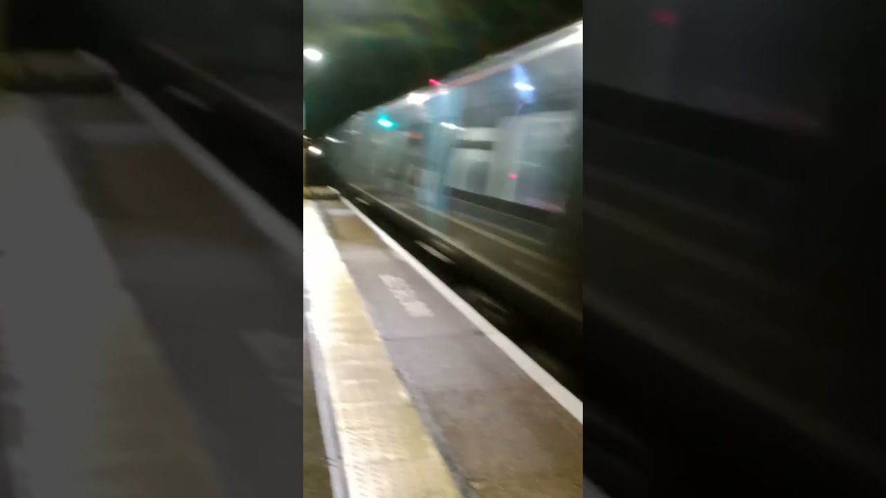 SE Class 375s Depart Sevenoaks With Huge Sparks Part 1  