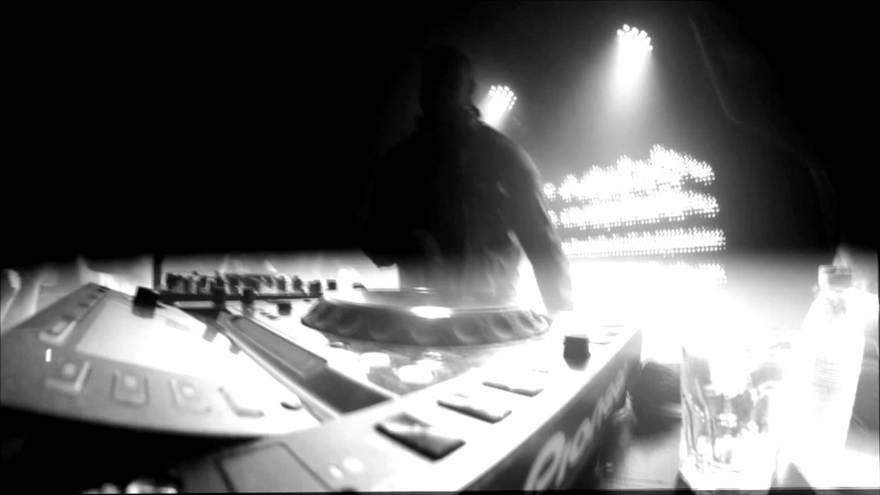 Konkrete Agency presents Oliver Twizt at Code Red