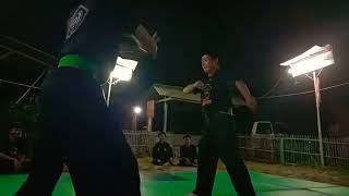 Abah guru turun gunung | Seni Pencak Silat Cimande Macan Guling