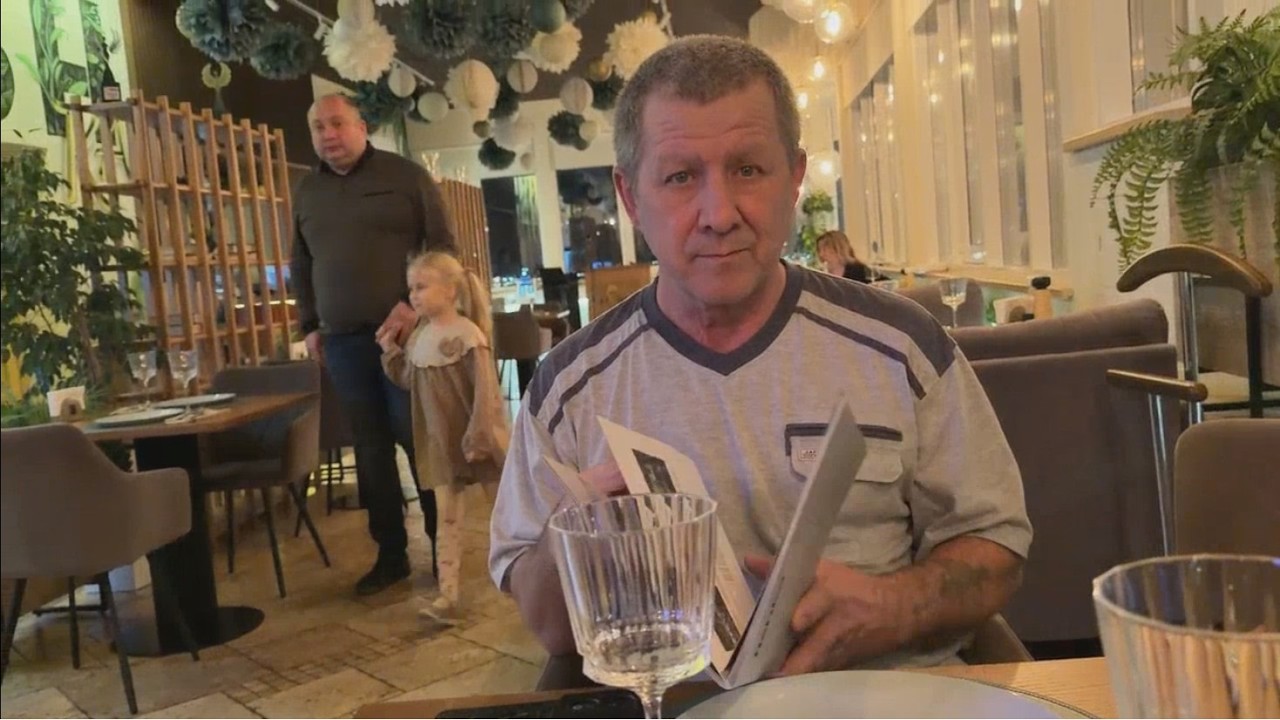 А В РЕСТОРАНЕ МУЗЫКА ИГРАЕТ, ХОЧУ ТАНЦЕВАТЬ. 23 02 26