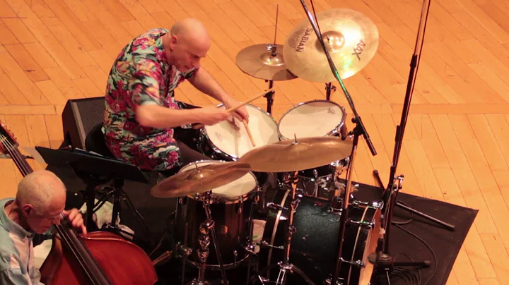 FOOTPRINTS Joey Baron, Gary Peackok y Copland Fest...