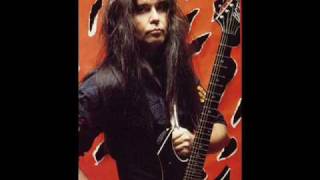 W.A.S.P - Keep Holding On chords