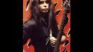 W.A.S.P - Keep Holding On