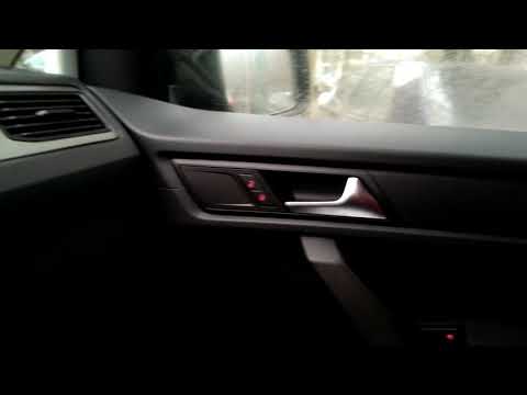 Кнопка ЦЗ правой (пассажирской) двери на VW Caddy