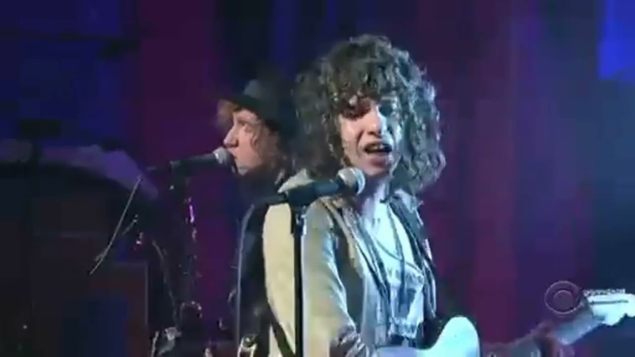 The Kooks - Eddie's Gun [Live on Letterman 2007]
