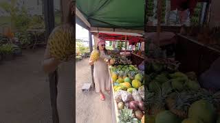 Экзотические фрукты на острове Муреа, Французкая Полинезия