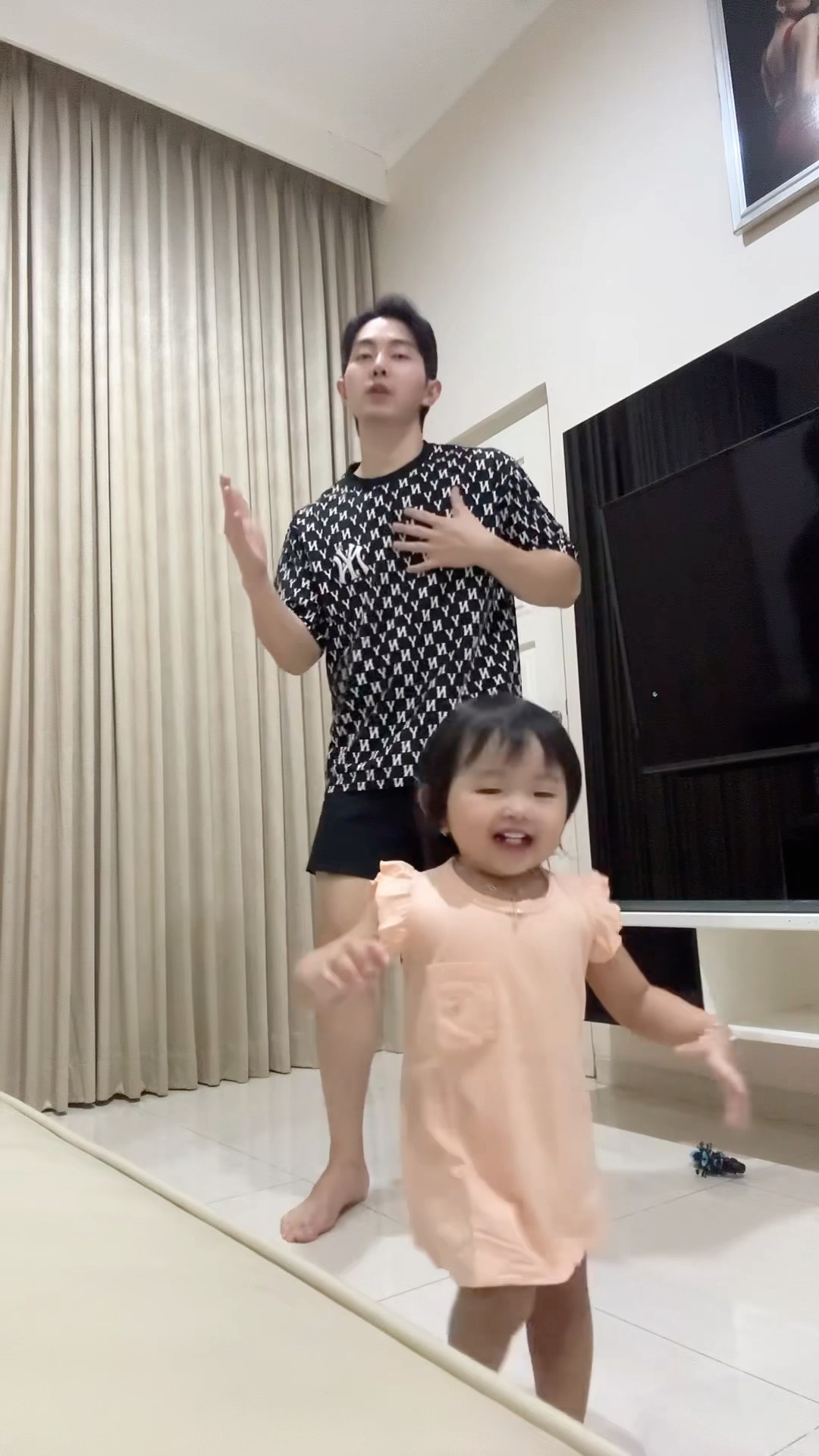 Kasih nama jogednya Celine??