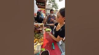 KUE PUKIS PANDAN TOPING COKLAT #food#foodie#kuliner #streetfood#kue#kuepukis #duniakuliner#shorts