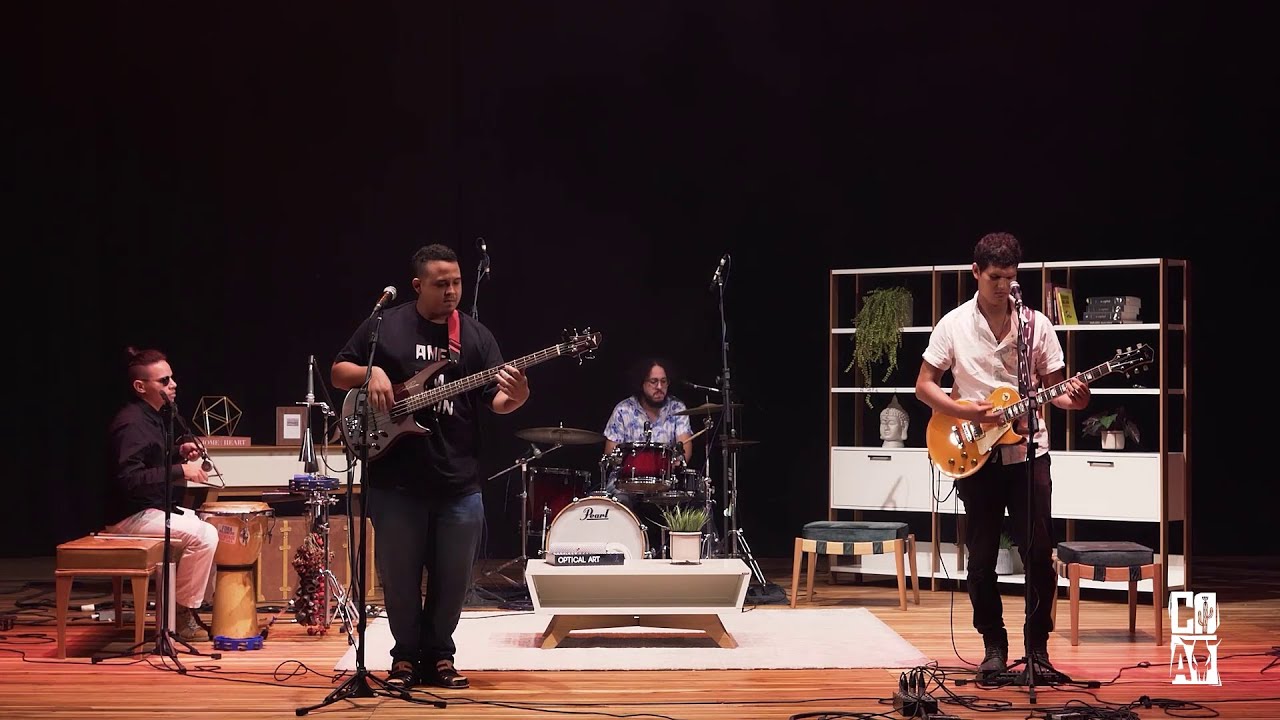 Flores Baldias — Apresentação Festival Carbono e Amoníaco