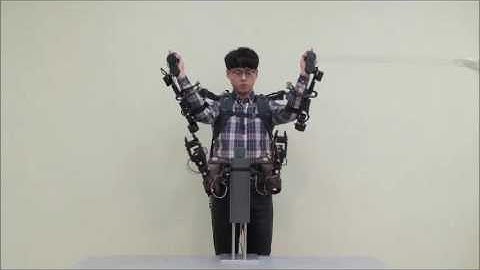 Dual arm robot control utilizing exoskeletal master device(Task space control)