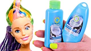 How to Dye Barbie's Hair | DIY Barbie Doll Hair Coloring | SUPER EASY(Today we change our Barbie dolls hair color! Simple DIY Barbie or any other doll hair coloring tutorial. Check out more of our Play Doh Videos by Disney Cars ..., 2016-09-05T15:47:17.000Z)