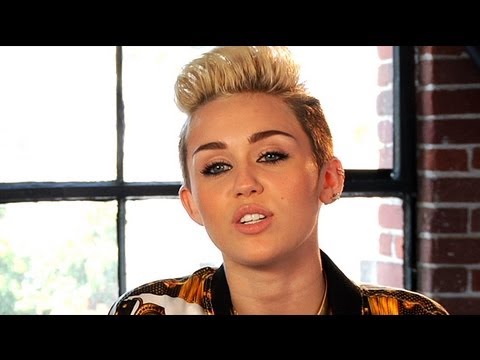 Miley Cyrus' Five Favorite Female Singers