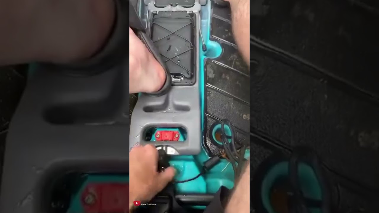 How cool is this Kayak?!🤩👏