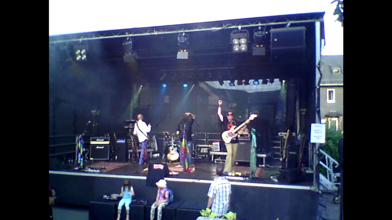 Strangekindofwoman BIGFOOT LIVE in Haiger Juli 2017