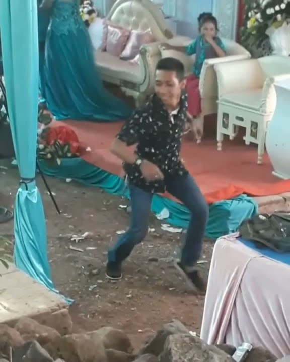 story WhatsApp lucu video polosan joget santuy goyang dombret ngakak pol viral TikTok#shorts