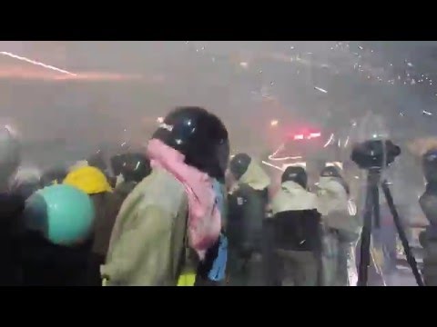 2016台南鹽水蜂炮。北門路炮城  水