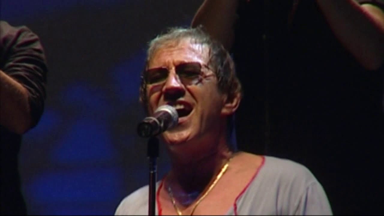 Chi non lavora non fa l'amore Live 2009 Tributo Adriano Celentano YouTube Chi non lavora non fa l'amore Live 2009 Tributo Adriano Celentano YouTube
