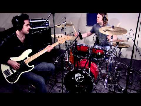blues-rhythm-section-(drums-and-bass-soloed)