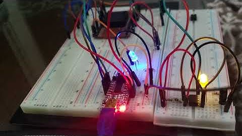 Xilinx XC9536XL CPLD | LED Flasher using 555 Timer IC