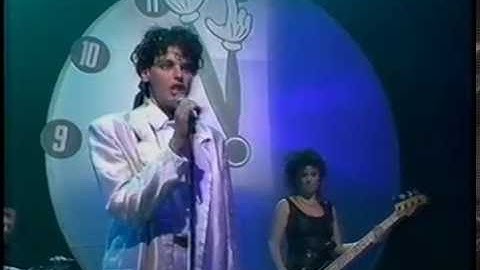 Do Re Mi - Warnings Moving Clockwise (Live on Countdown)