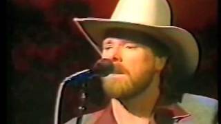 Dan Seals-Everything That Glitters chords