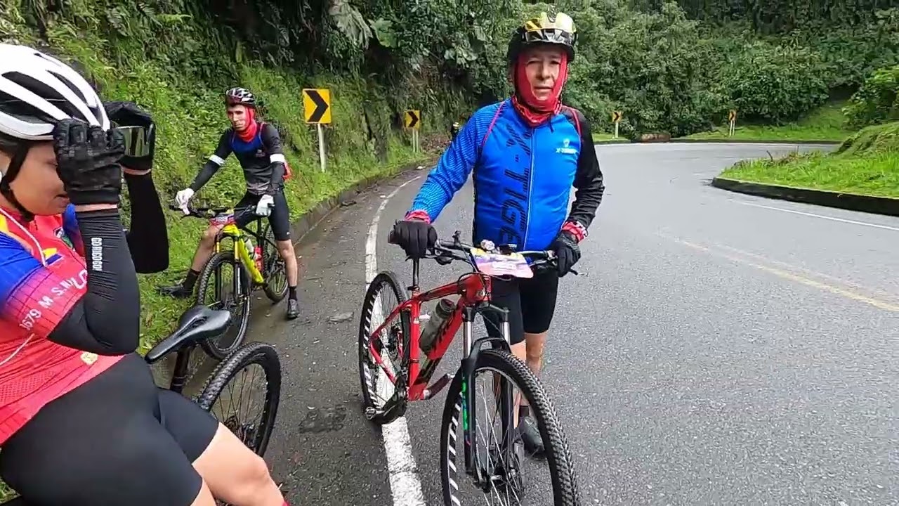 Subiendo al alto de letras