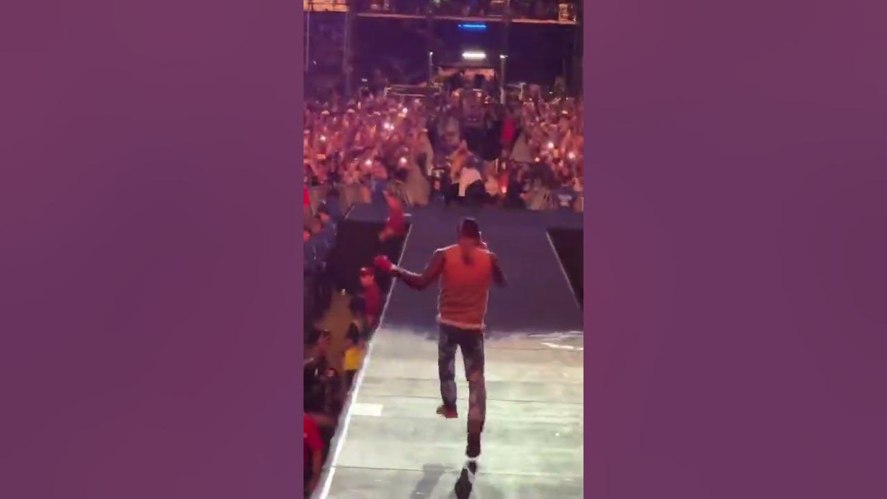 Offset and Cardi B perform together at the @WirelessFestivalOfficial