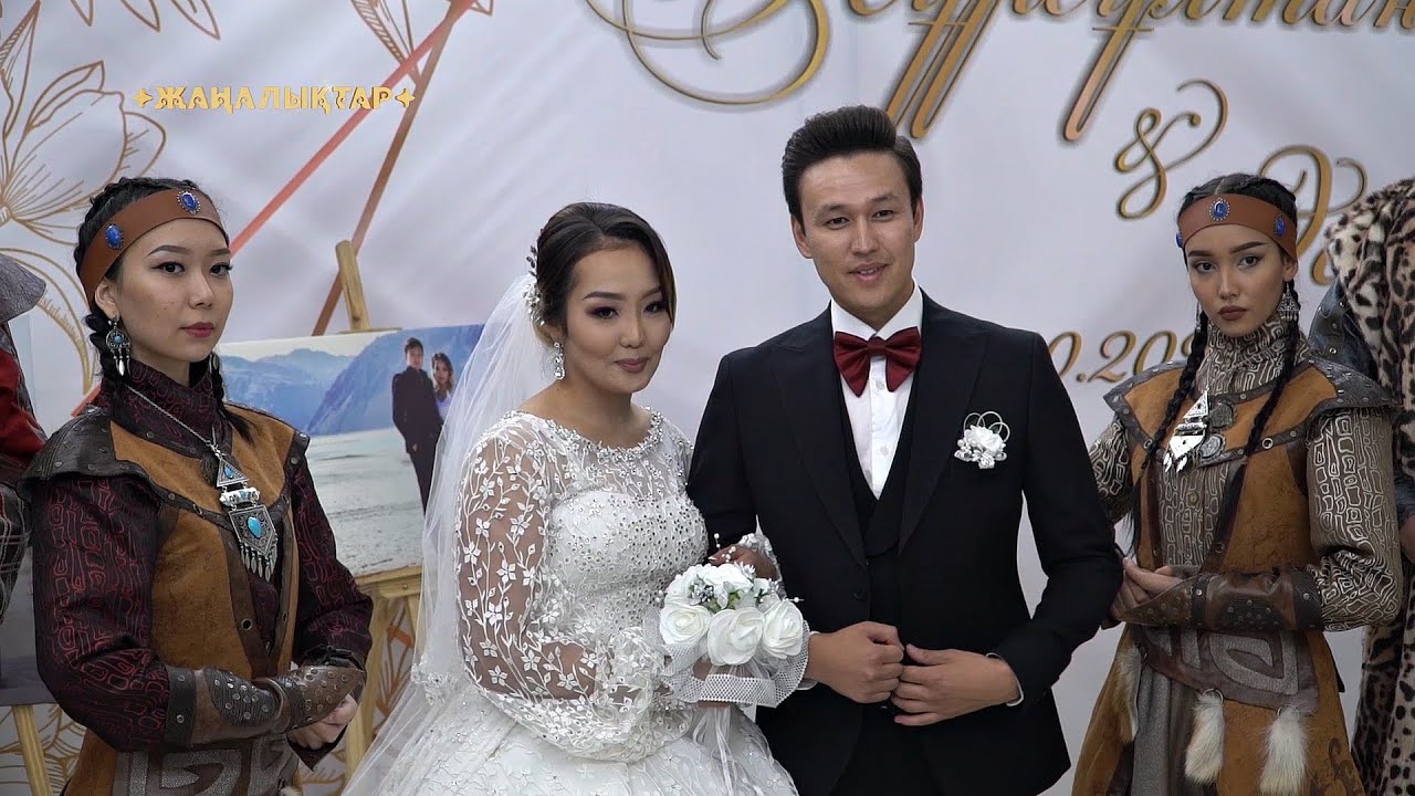 Той Думан радиосы өз жұмысын бастады. Нұрсұлтан Нұрбердиев шаңырақ көтерді.