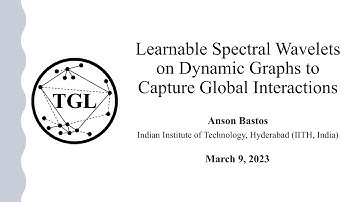 Learnable Spectral Wavelets on Dynamic Graphs to Capture Global Interactions