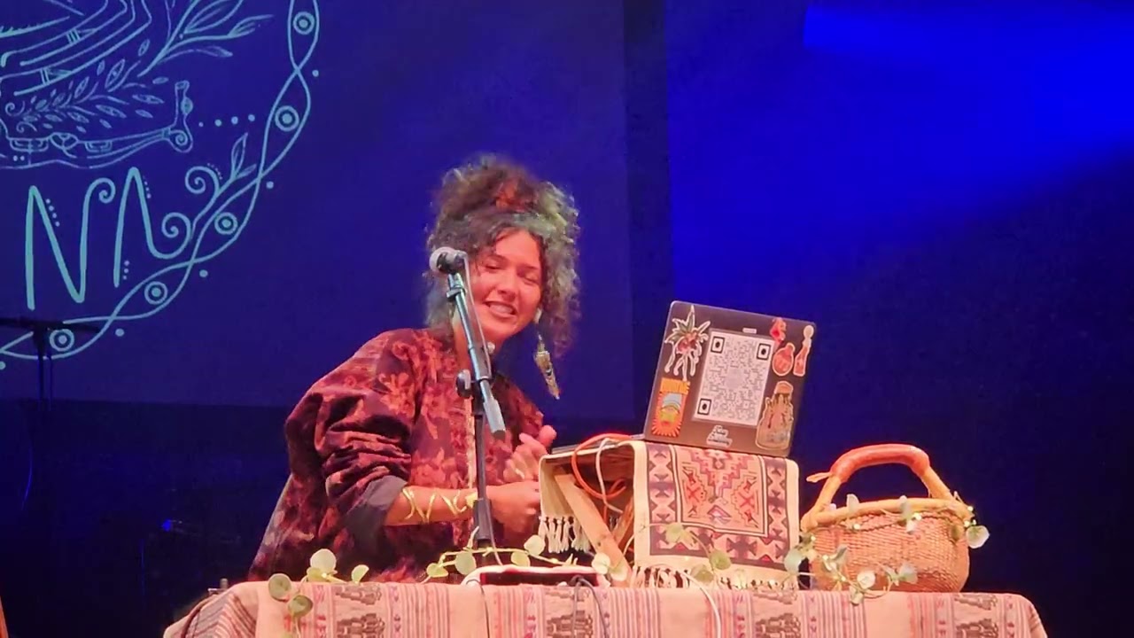 Divina Jasso - J Tree LIVE