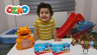 Ozmo Sürpri̇z Yumurtalari Açtik,İçi̇nden Uzaylilar Çiktidi̇nazor Onlari Yedi̇,Eğlenceli Çocuk Videosu.