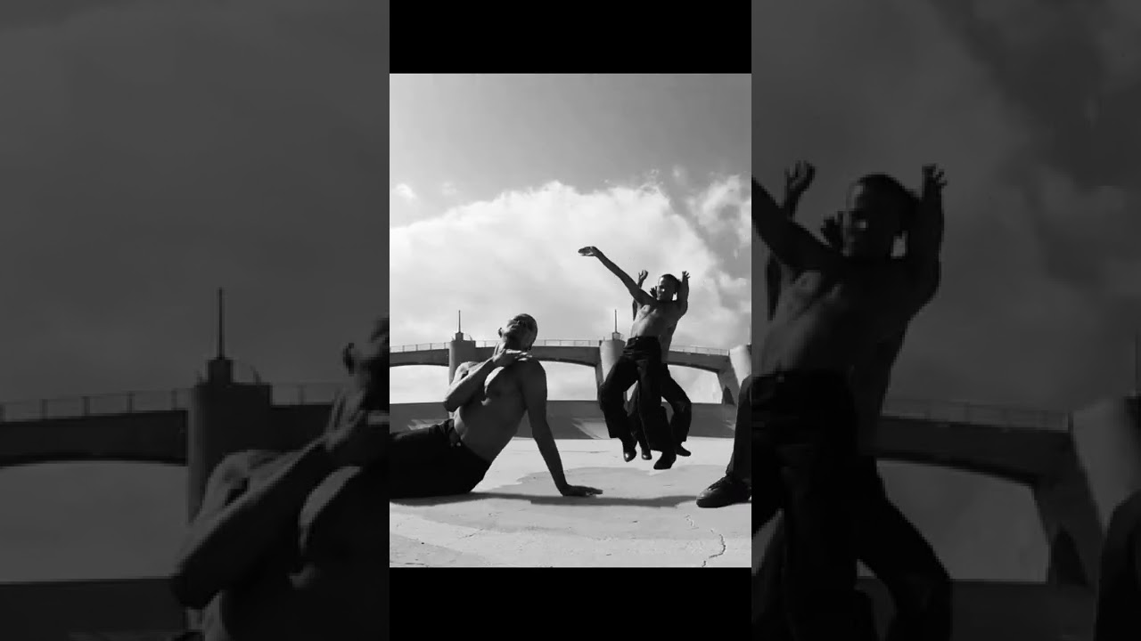 Exhibition Magazine - Jacob Sutton - Robert Green