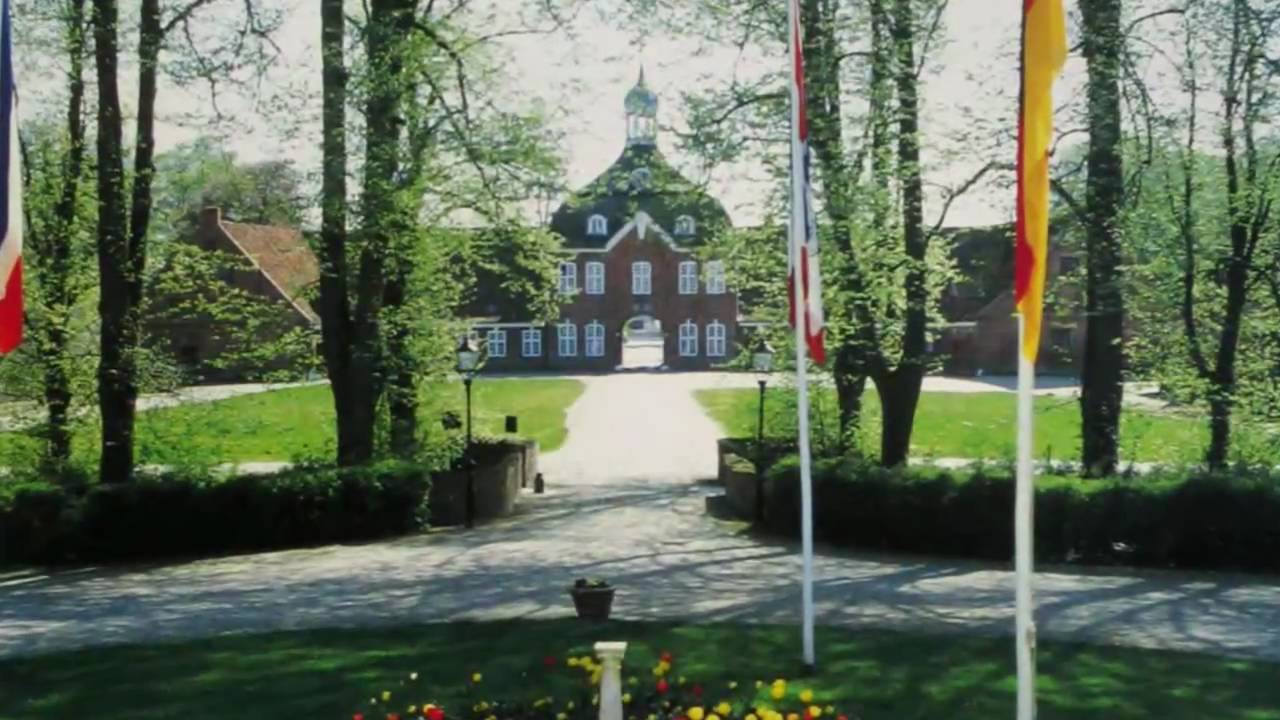 Andreas Beurmann spielt Historische Cembali